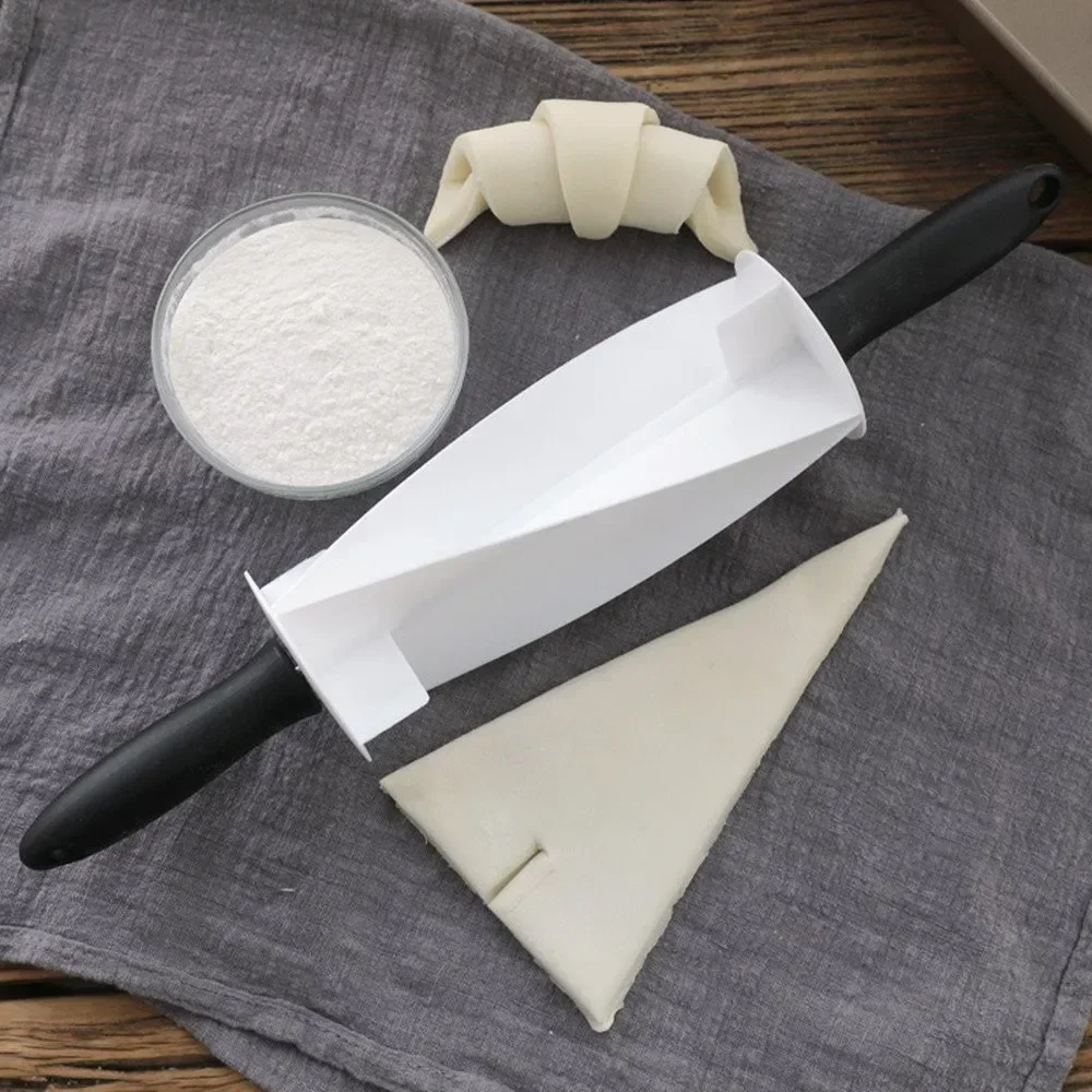 손잡이가 있는 플라스틱 크로와상 반죽 커터, 빠른 롤링 - Kitchen Roller Baking 리뷰 및 가격